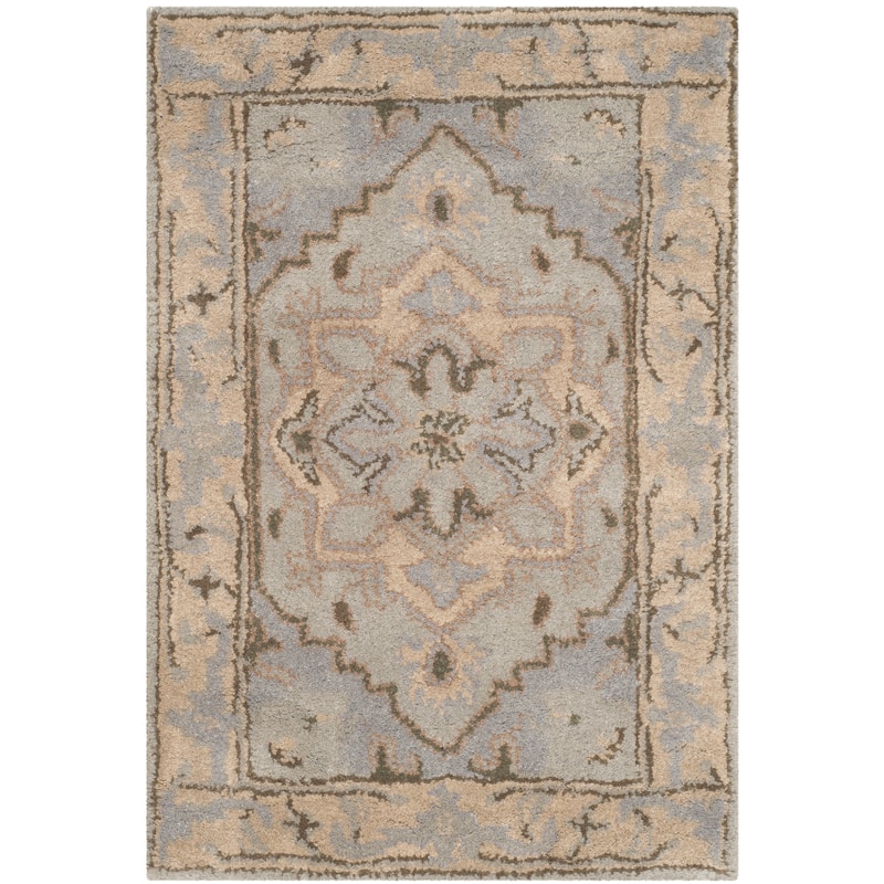SAFAVIEH Handmade Heritage Floating Dahlia Traditional Oriental Wool Rug - 2' x 3' - Beige/Grey
