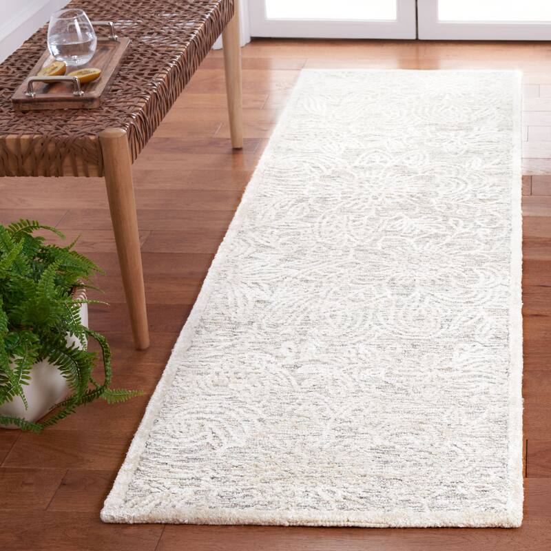 SAFAVIEH Handmade Precious Amya Rug