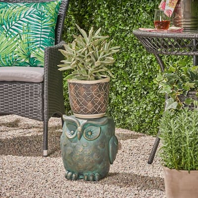 GARDEN owl Statue