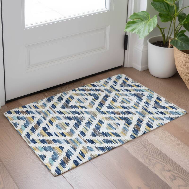 Machine Washable Indoor/ Outdoor Global Diamdon Chantille Rug