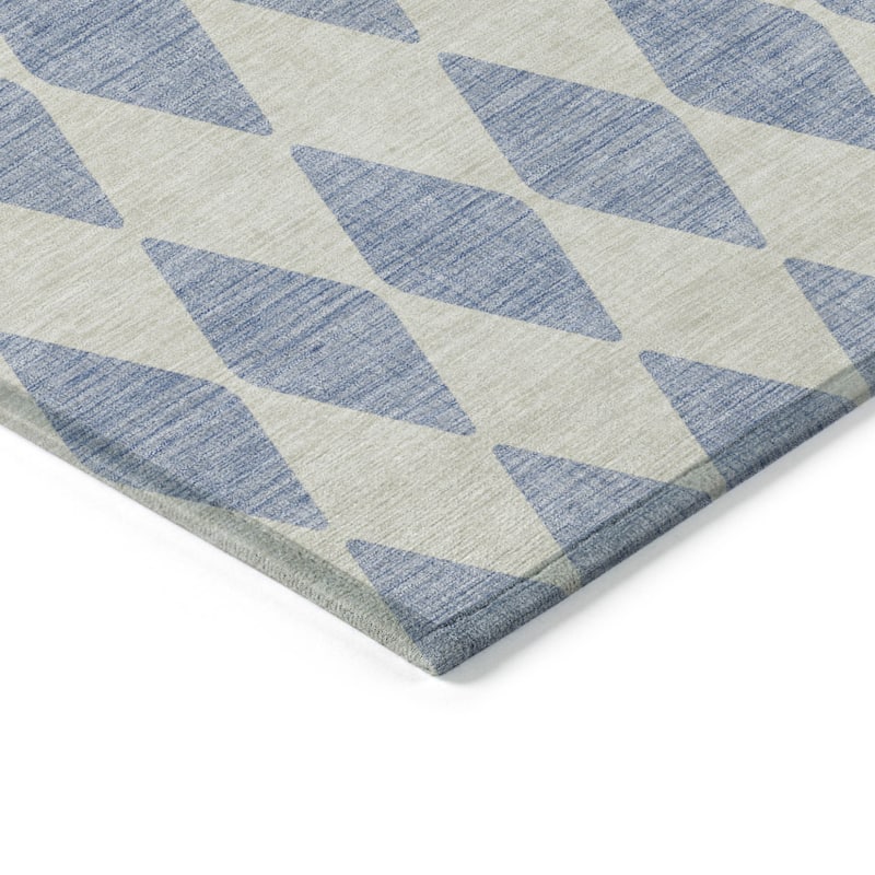 HomeRoots Geometric Transitional Rectangle Outdoor Rug