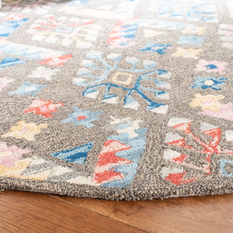 SAFAVIEH, Handmade Micro-Loop Anastazie Wool Rug
