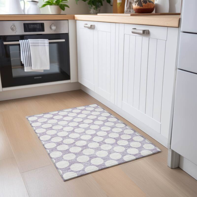 Machine Washable Indoor/ Outdoor Chantille Modern Dots Rug