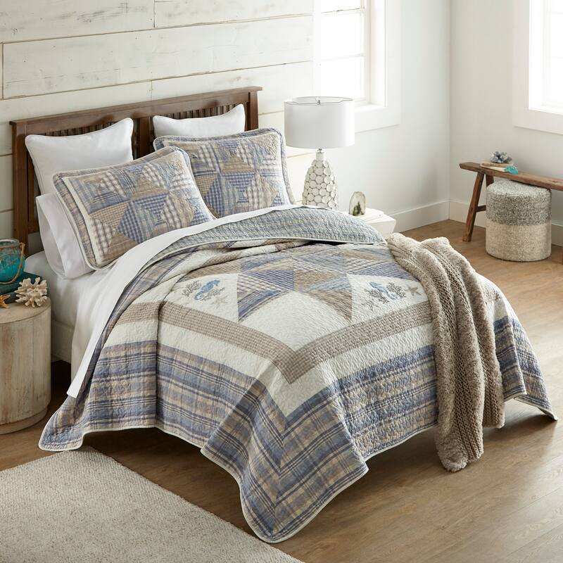 Donna Sharp Coastal Star Cotton Quilt Collection