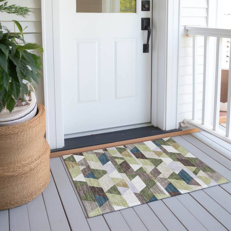 Machine Washable Indoor/ Outdoor Modern DeVaughn Chantille Rug - Olive - 1'8" x 2'6"