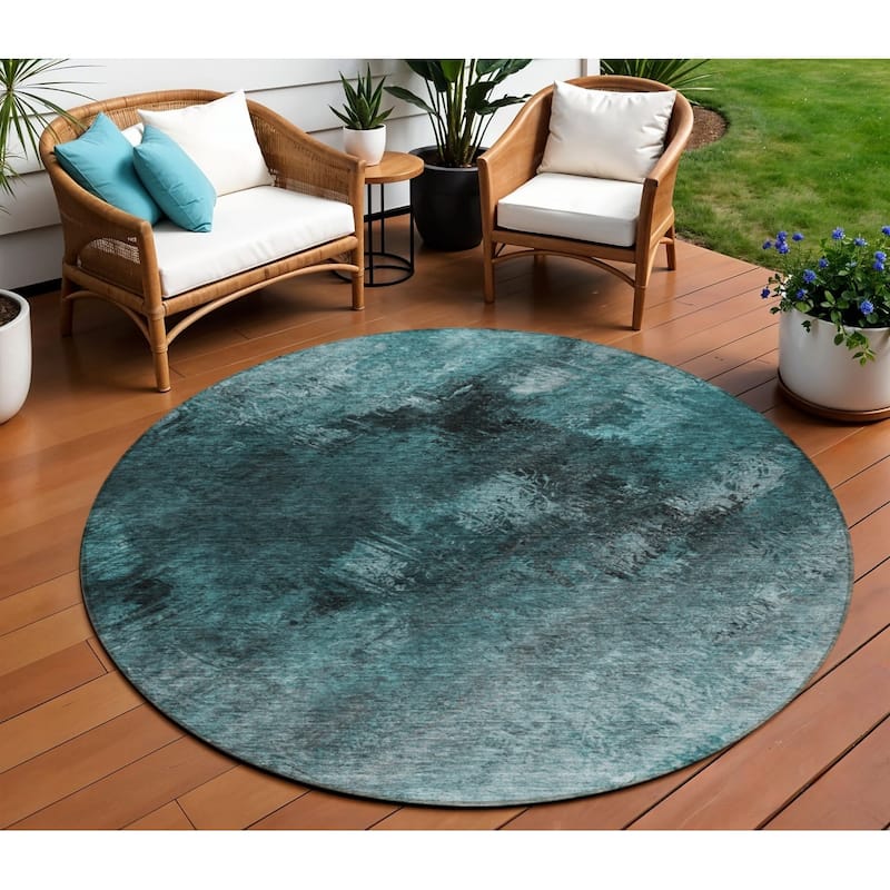 HomeRoots Abstract Transitional Rectangle Outdoor Rug - 8' Round