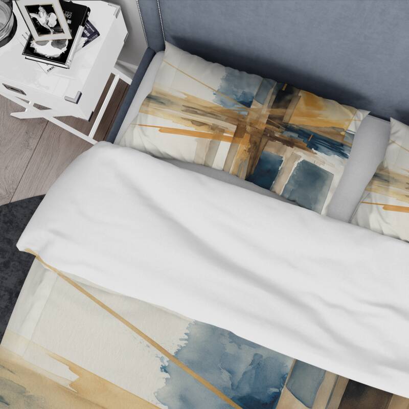 Designart "Modern Watercolor Abstract I" Blue Modern - Bedding Cover Set With Shams