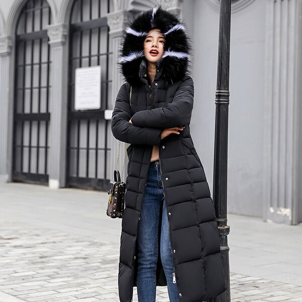 colored fur collar