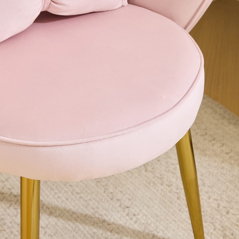 Scalloped Petal Velvet Accent Chair with Pillows