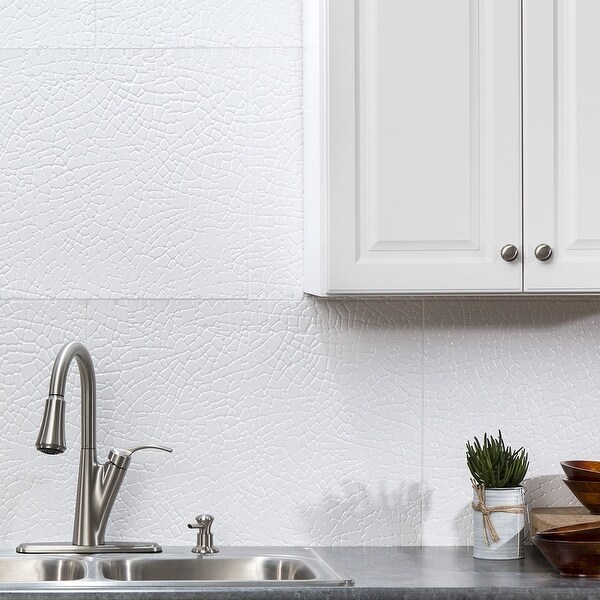 18 x 24 Panel Fasade Easy Installation Traditional 1 Gloss White Backsplash Panel for Kitchen and Bathrooms 