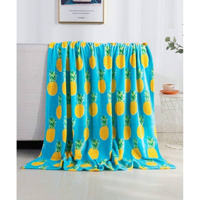 Summertime Whimsy Plush Fleece Throw Blanket (50" x 60") - Pineapple