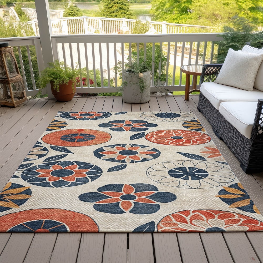 Machine Washable Indoor/Outdoor Transitional Floral Chantille Rug