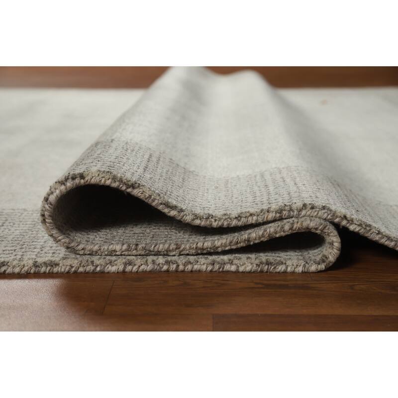 Hand Knotted Oriental 100% Wool Carpet Tribal Tribal Beige & Ivories Gabbeh Area Rug - 7' 9'' X 5' 6''