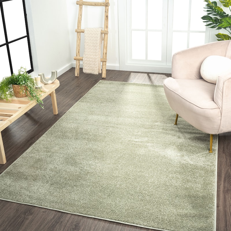 JONATHAN Y Tumbling Solid Low-Pile Area Rug - 6 X 9 - Green