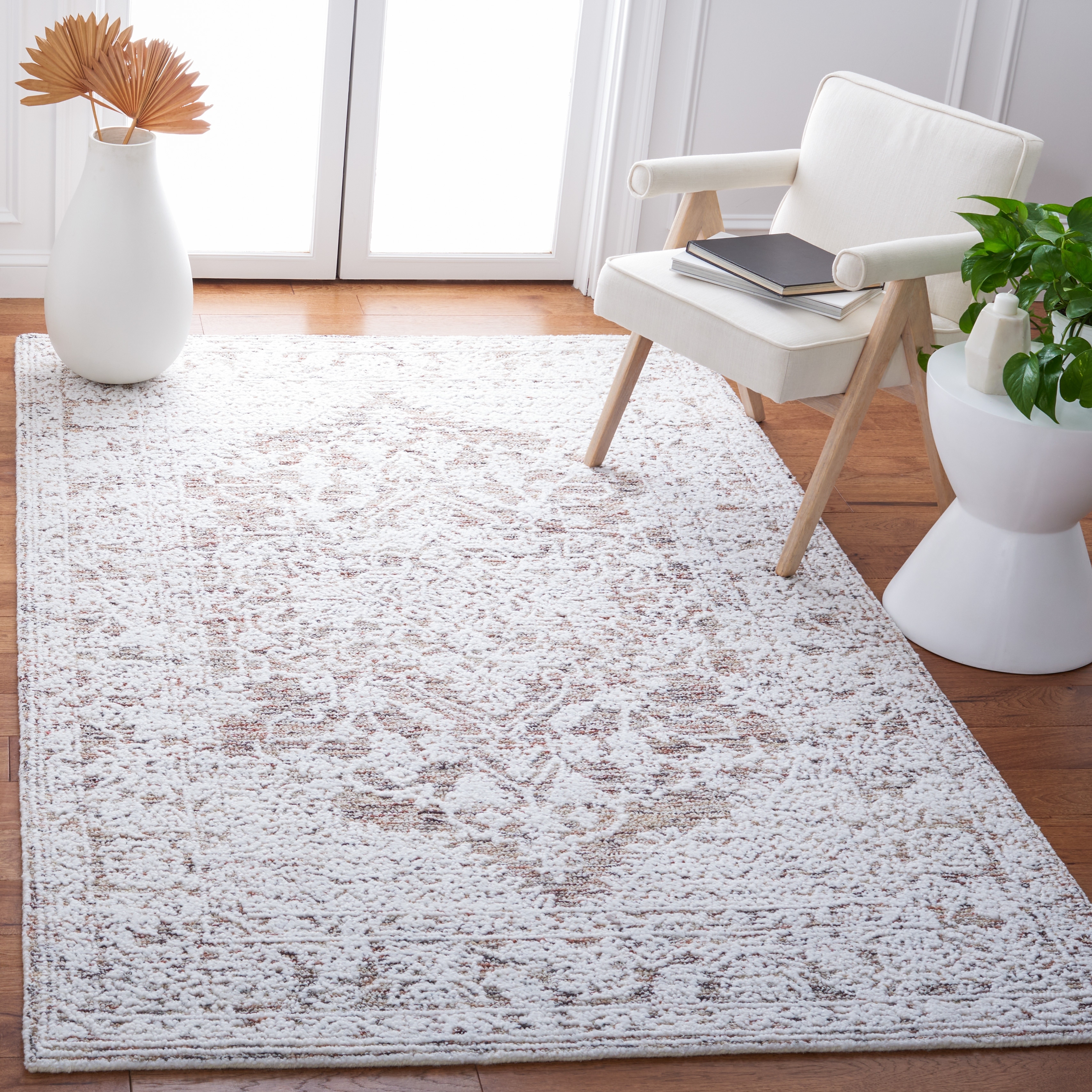 SAFAVIEH Handmade Metro Pietsje Medallion Wool Rug