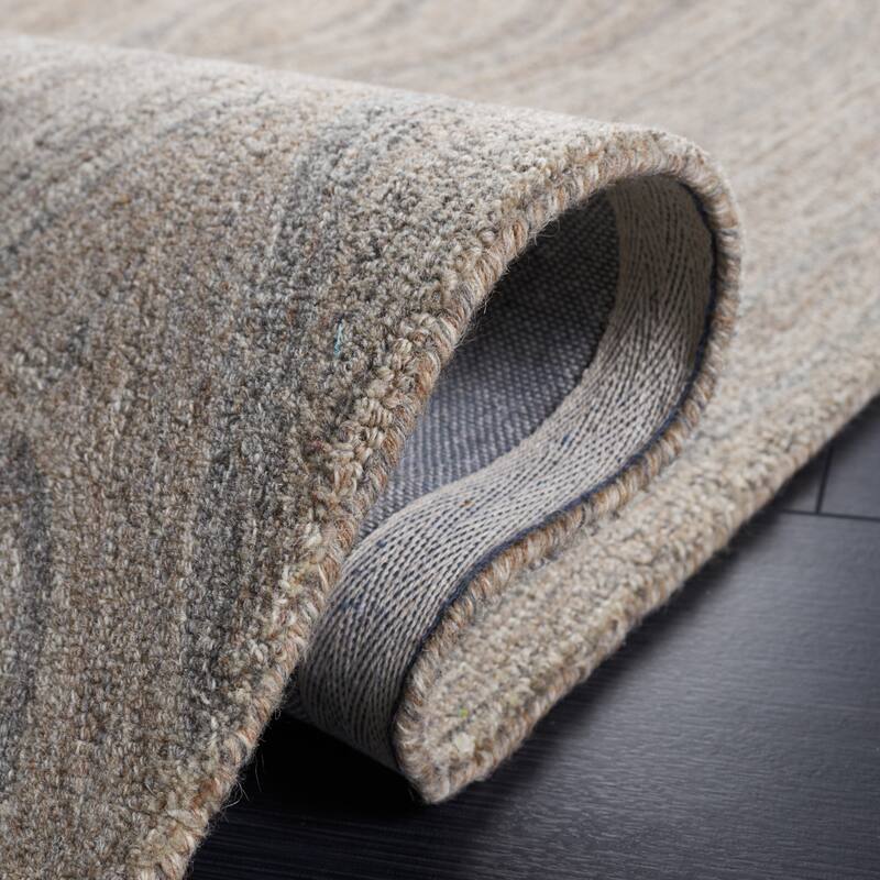 SAFAVIEH Handmade Abstract Abhilasha Modern Wool Rug
