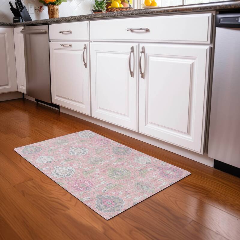 Machine Washable Indoor/ Outdoor Traditional Kashan Chantille Rug - Pink - 1'8" x 2'6"