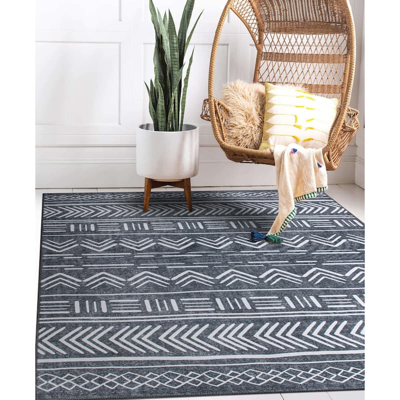 Contemporary Geometric Bohemian Machine Washable Area Rug