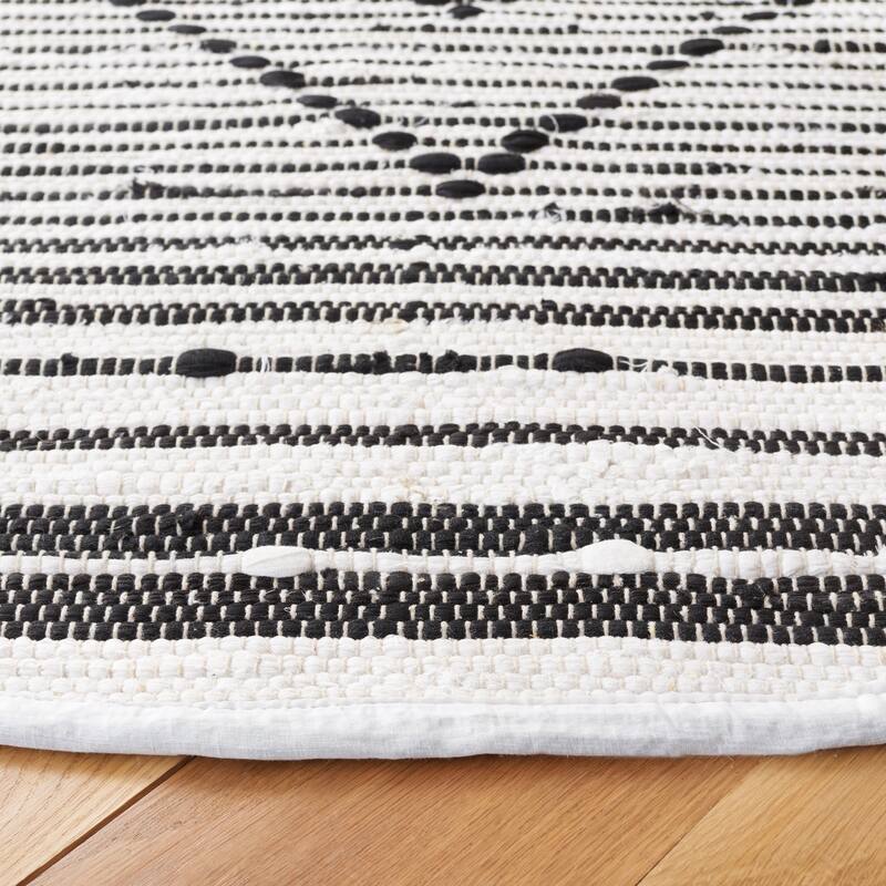 SAFAVIEH Handmade Striped Kilim Chizuko Transitional Rug