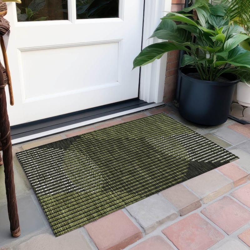 Machine Washable Indoor/ Outdoor Abstract Stripe Chantille Rug - Olive - 1'8" x 2'6"