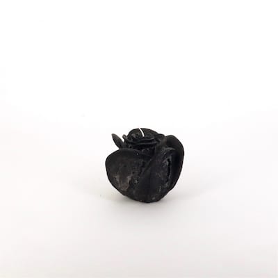 Medium 1-Wick Rose Candle 4.75"Dia x 4" Black - Black