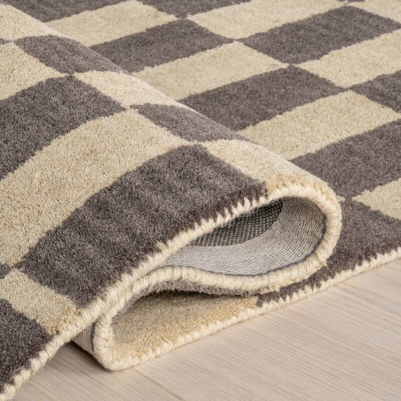 Kia Checkerboard Wool Area Rug