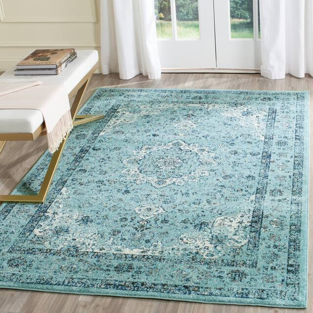 SAFAVIEH Evoke Annabel Vintage Shabby Chic Oriental Rug - 5'1" x 7'6" - Light Blue/Light Blue