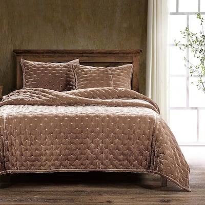HiEnd Accents Stella Solid Color Faux Silk Velvet Romantic Modern Rustic 1 Piece Quilt