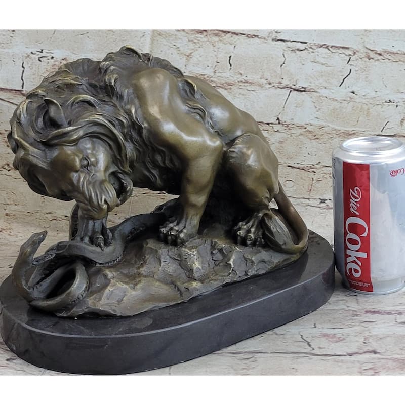 Hot Cast Bronze Sculpture Imitative Lion Vs Imitative Snake Serpent Statue Decor Gift Figurine Sale