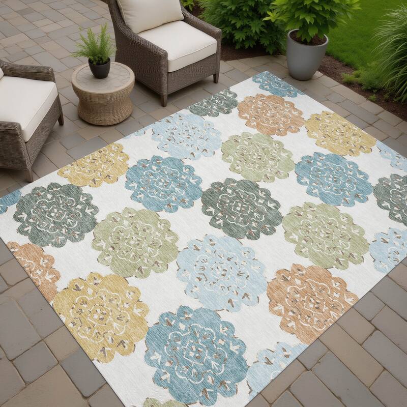 Machine Washable Indoor/ Outdoor Global Motif Chantille Rug - Seaside - 3' x 5'