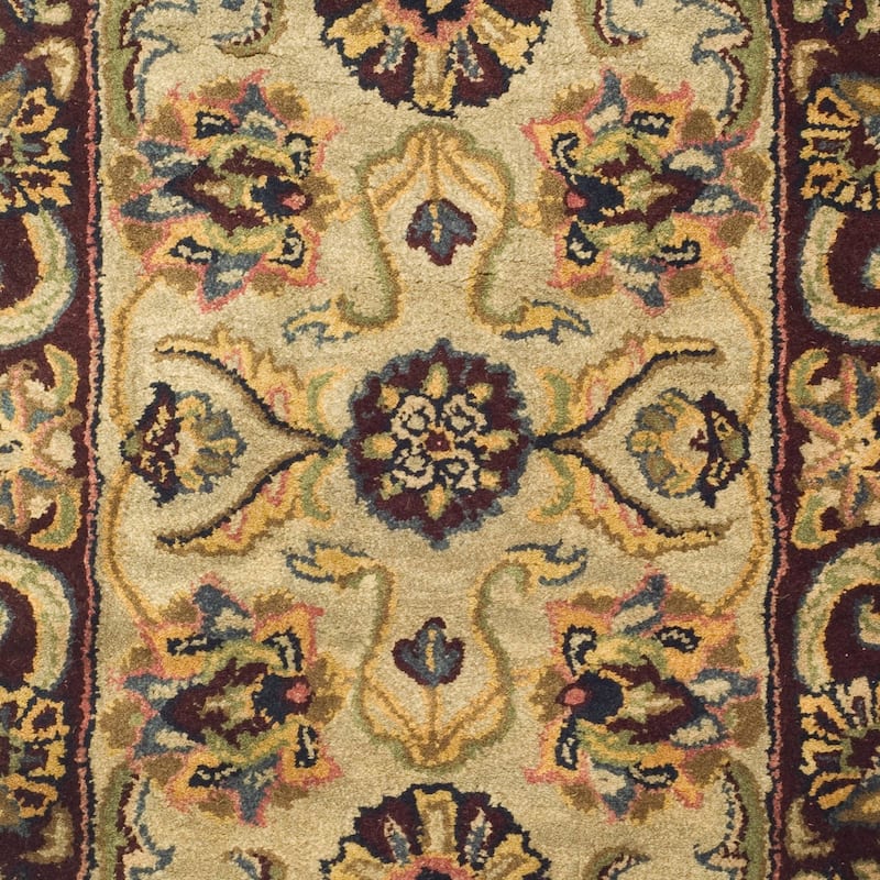SAFAVIEH Handmade Classic Versa Traditional Oriental Wool Rug