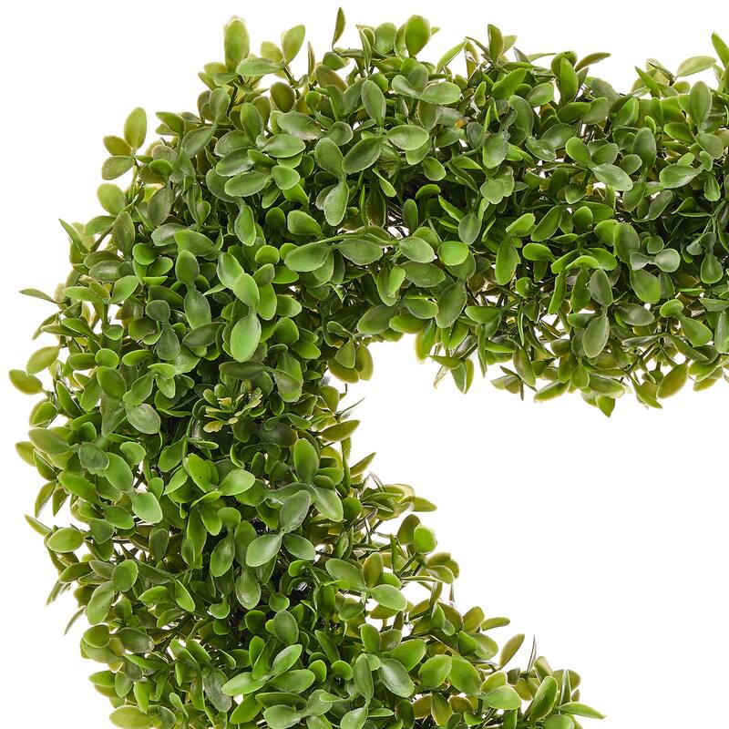 14" UV Boxwood Wall Heart