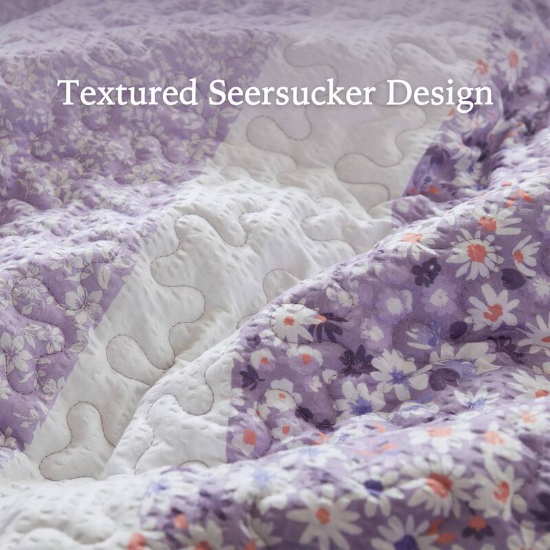 Madison Park Evian 4 Piece Seersucker Quilt Set with Throw Pillow