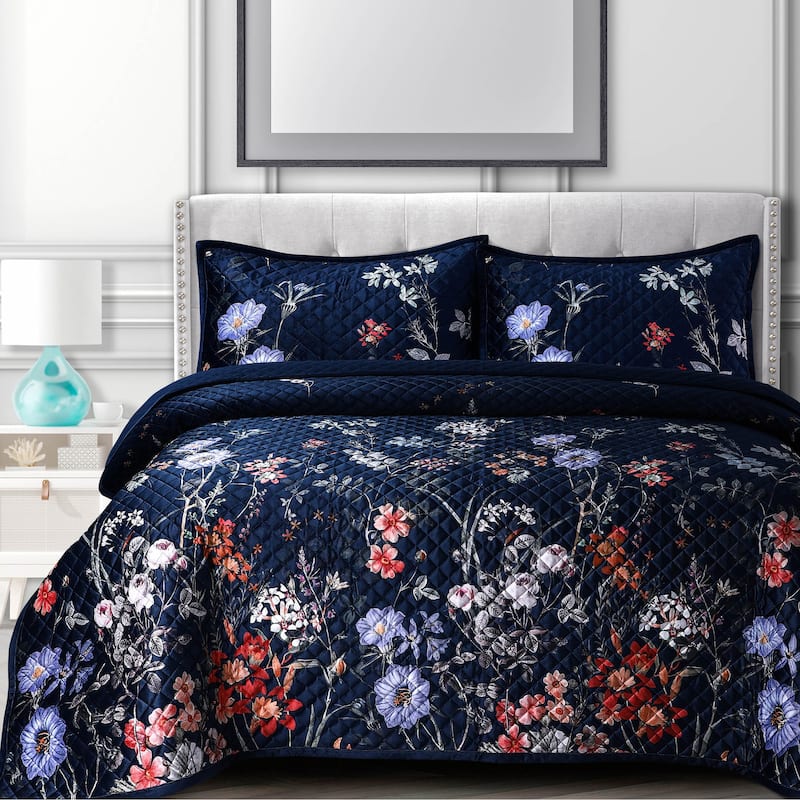 Velvet Printed Oversized Quilt Set
