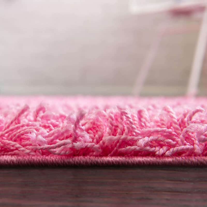 Shag Laurian Collection Area Rug