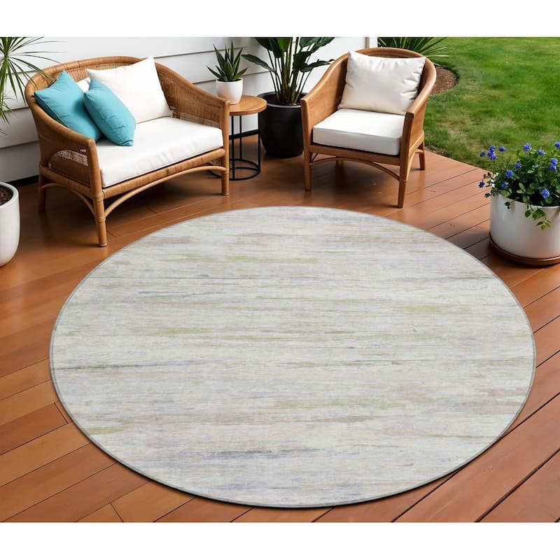 HomeRoots Abstract Transitional Rectangle Outdoor Rug - 8' Round