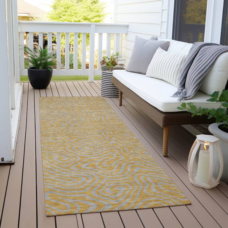 Machine Washable Indoor/ Outdoor Modern Trance Chantille Rug