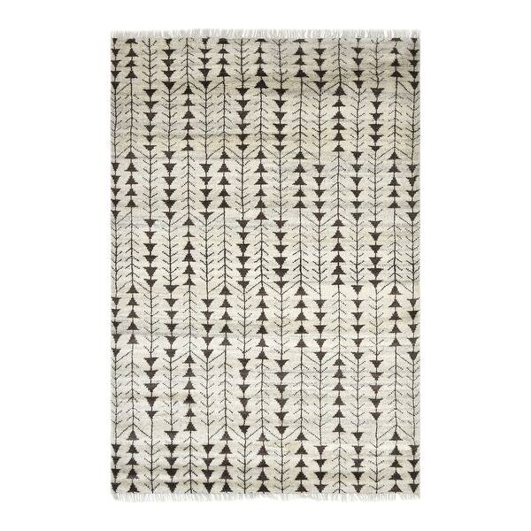 slide 1 of 8, Gorev Bohemian Moroccan Handmade Area Rug 5' x 8' - Beige
