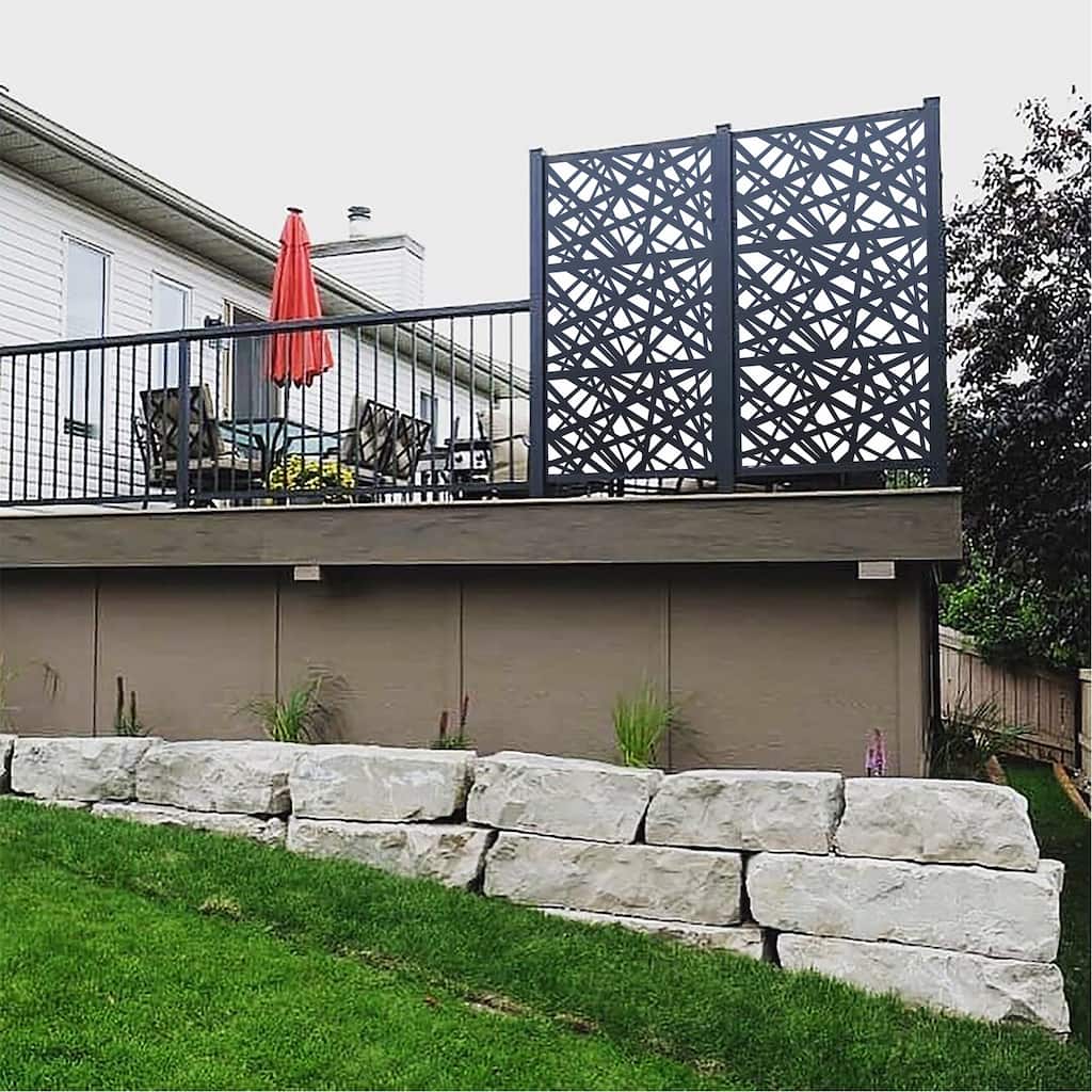 HighlanderHome Freestanding Modular Metal Privacy Screen, 4FtX 6Ft