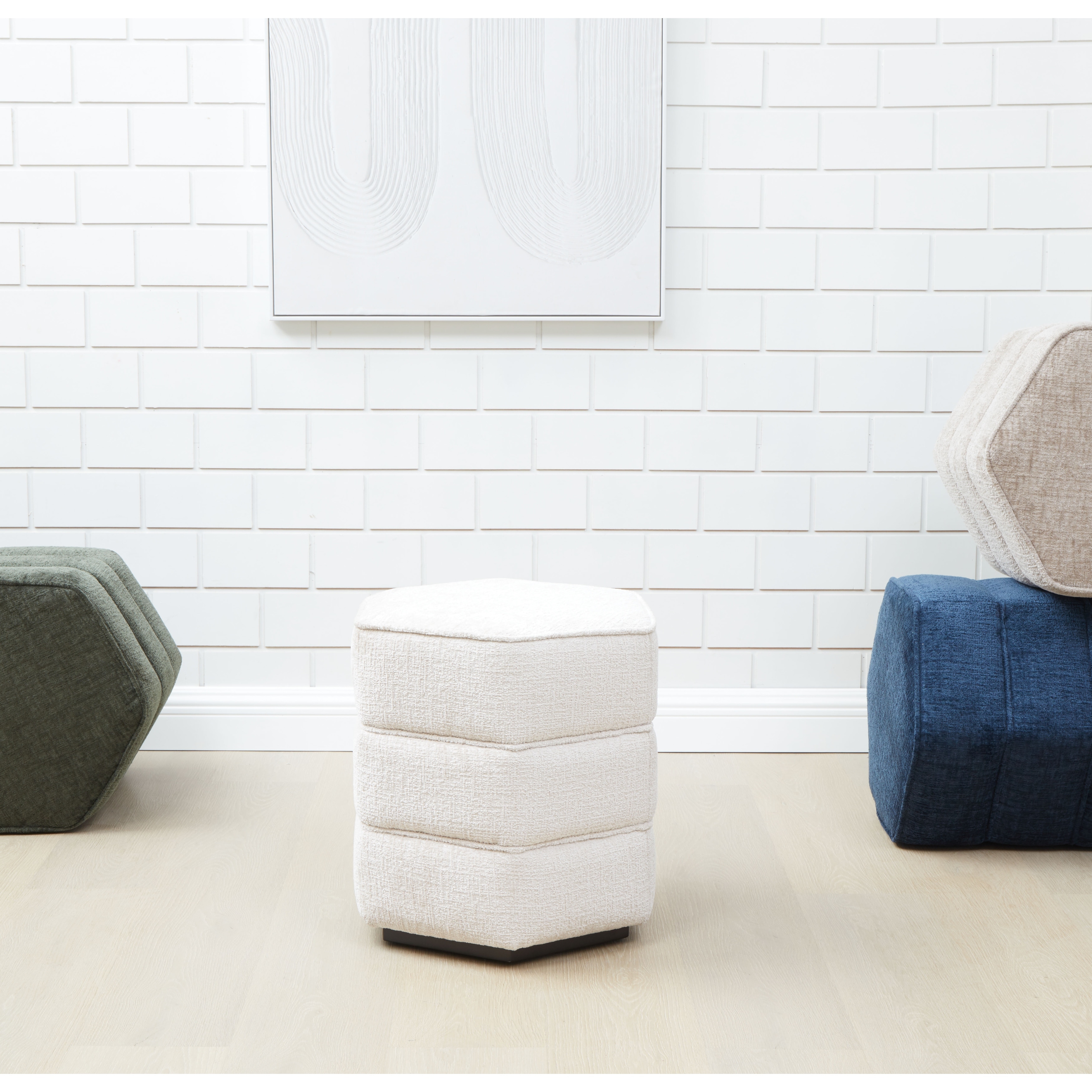 SAFAVIEH Couture Rosaria Hexagon Ottoman
