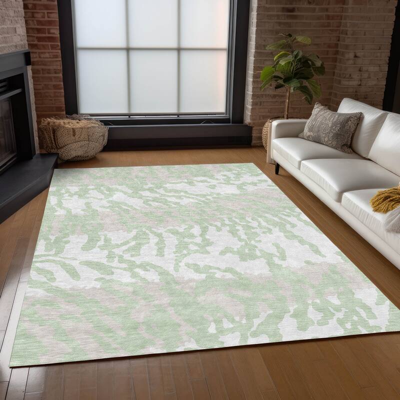 Machine Washable Indoor/ Outdoor Chantille Abstract Animal Print Rug