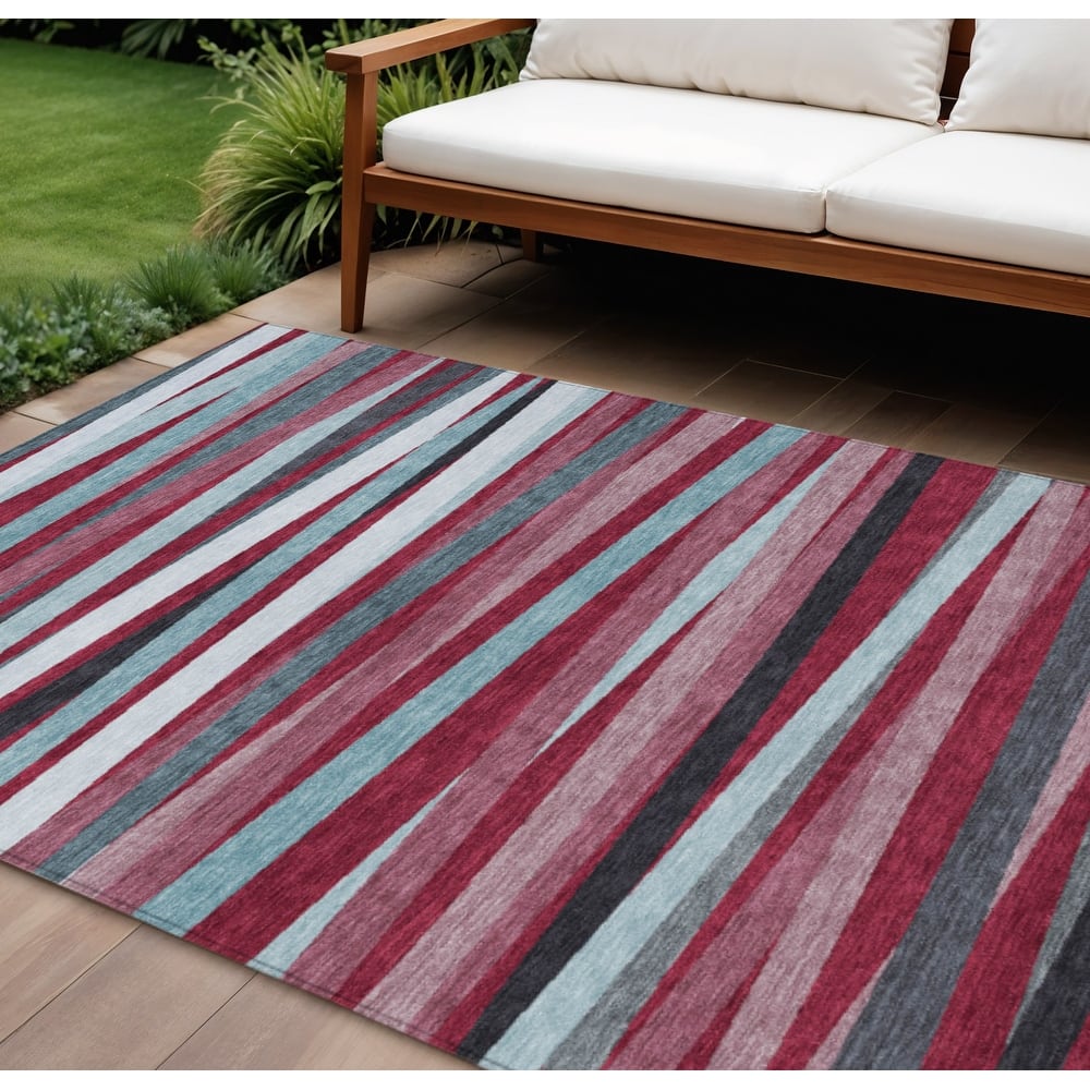 HomeRoots Striped Transitional Rectangle Outdoor Rug