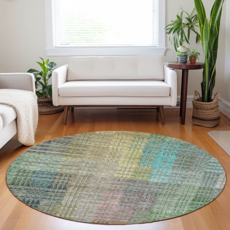 Machine Washable Indoor/ Outdoor Chantille Modern Kaleidoscope Rug