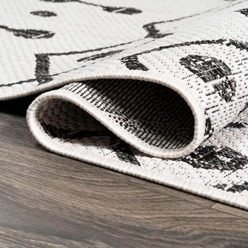 JONATHAN Y Tokay Tribal Bohemian Indoor/Outdoor Area Rug