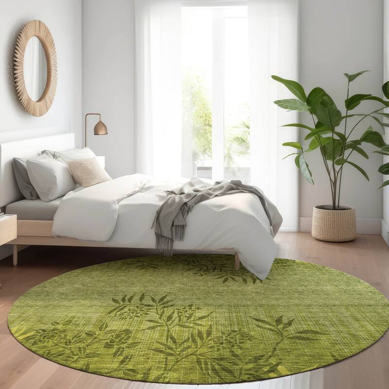 Machine Washable Indoor/ Outdoor Chantille Modern Garden Rug - Olive - 8' x 8'