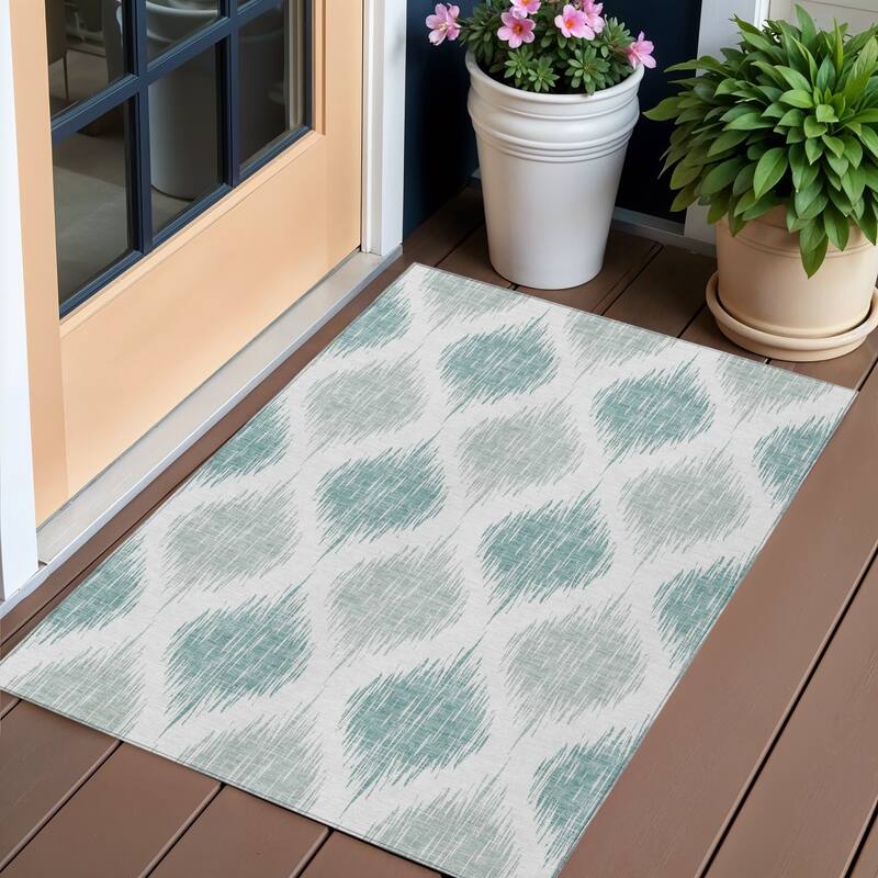 HomeRoots Ikat Transitional Rectangle Outdoor Rug - 3' x 5'