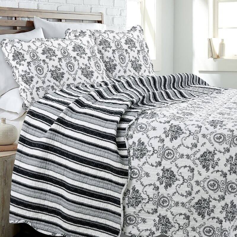 Gracewood Hollow Mekuli French Medallion 3-piece Quilt Bedding Set - Black - Queen