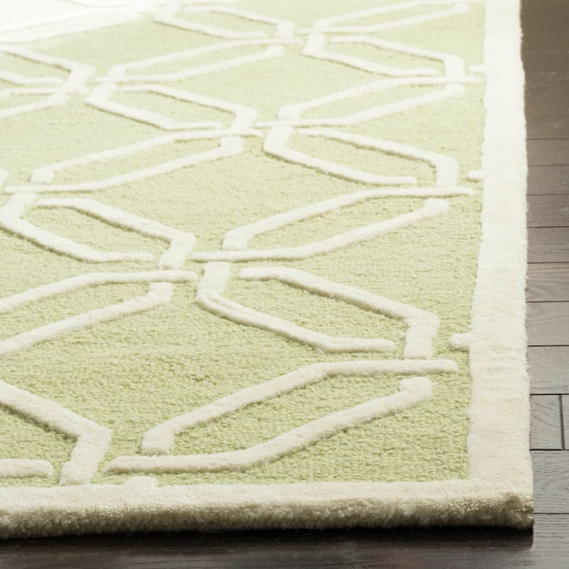 SAFAVIEH Handmade Cambridge Nhung Modern Moroccan Wool Rug