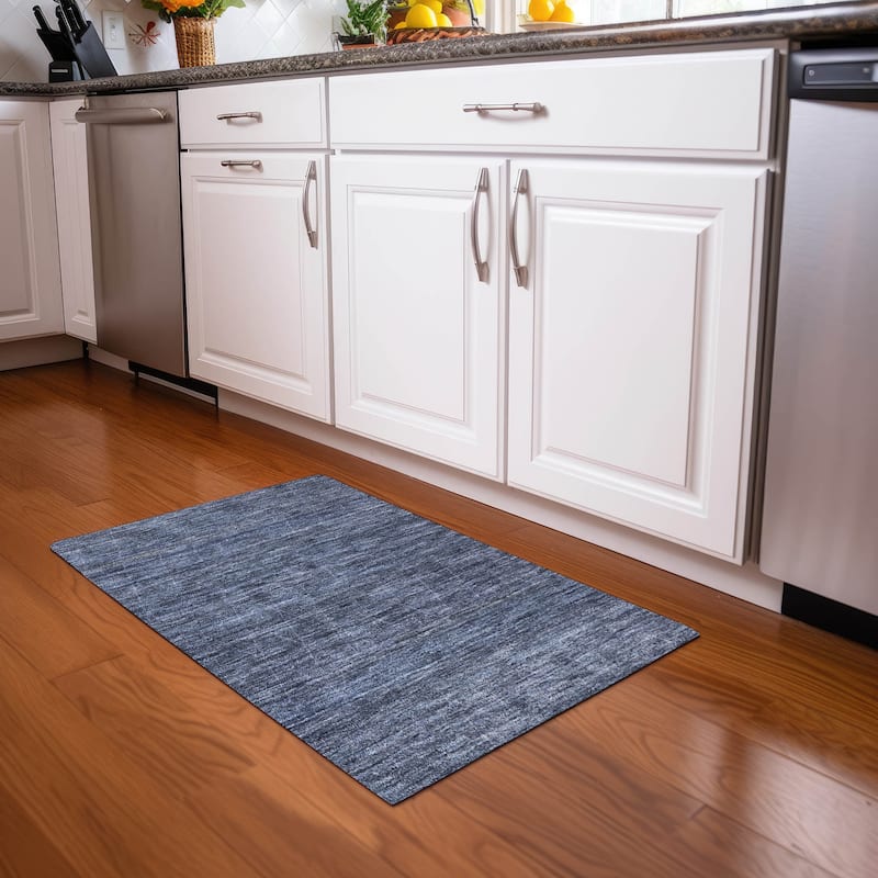Machine Washable Indoor/ Outdoor Trellis Ombre Chantille Rug - Navy - 1'8" x 2'6"