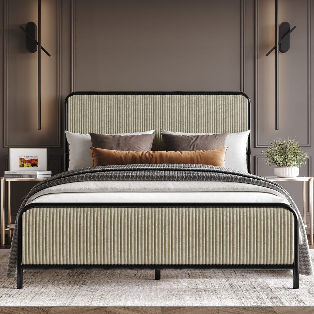 Clayfell Parma Panel Bed